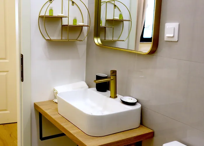 Oak Tree Бухарест